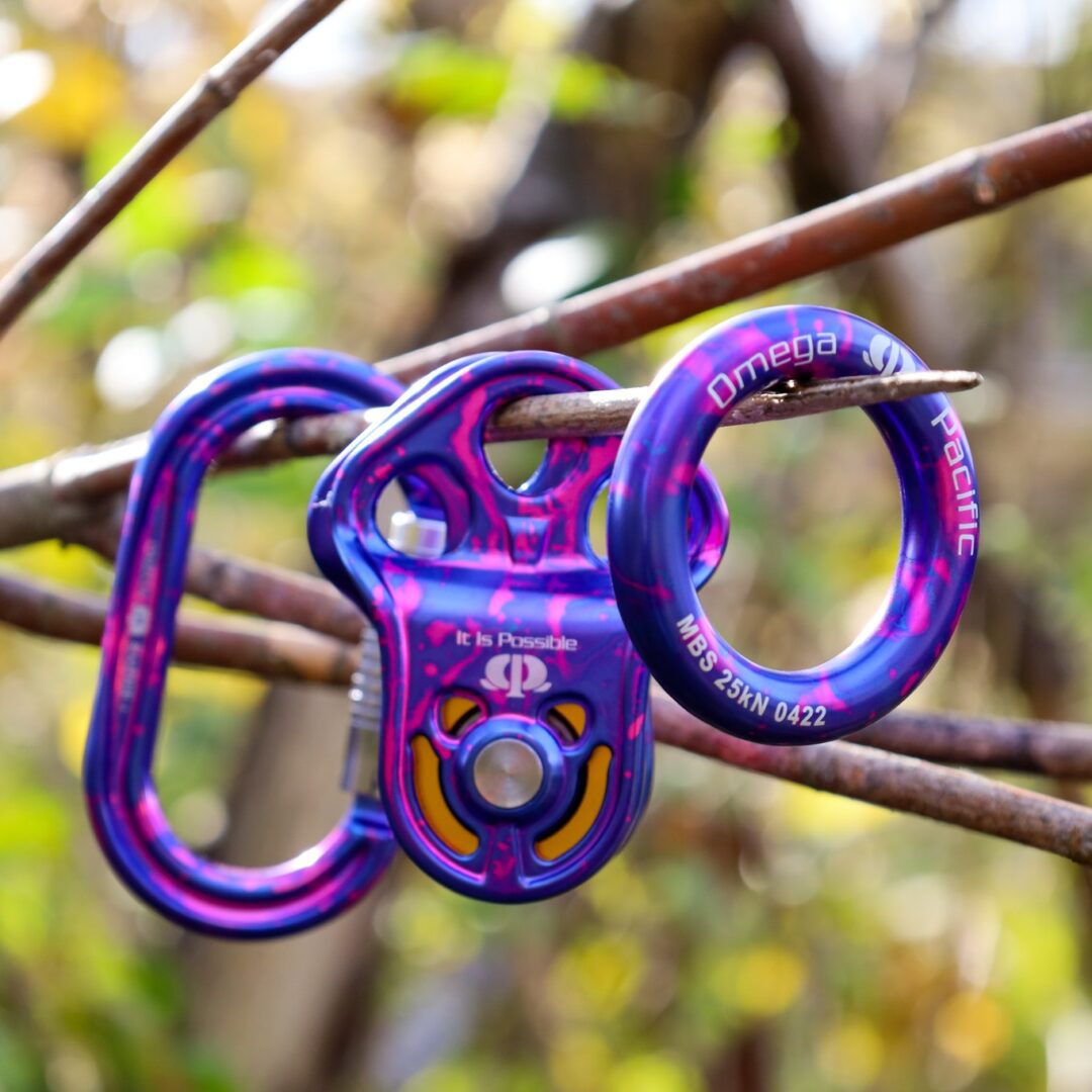 OMEGA PACIFIC RAPPEL RING+ ULTRA-VIOLET