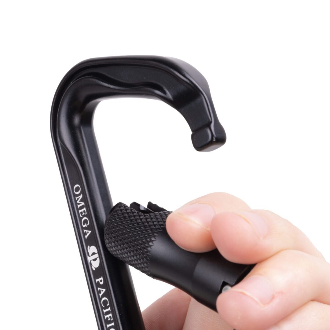 OMEGA PACIFIC STANDARD D 3-STAGE QUIK-LOK NFPA (CARABINER)